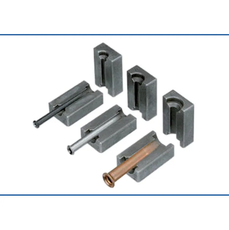 Appareil à collets pour conduites de frein avec vérin hydraulique 16pcs BRILLIANT TOOLS - BT701300