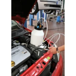 Appareil de remplissage d’huile de boîte de vitesse avec adaptateur BRILLIANT TOOLS - BT621000