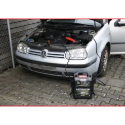 Booster avec système de démarrage à condensateur 12V - 720 A 550.1830