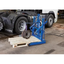 Chariot Porte-Roues Hydraulique Pour Camionnette, Camion Et Bus 500Kg King Tony - 9HYCM5