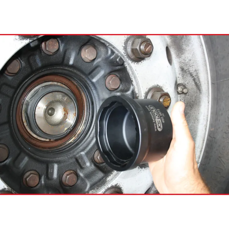 Douille pour écrou d'essieu Mercedes, 95 mm KS TOOLS 460.5615
