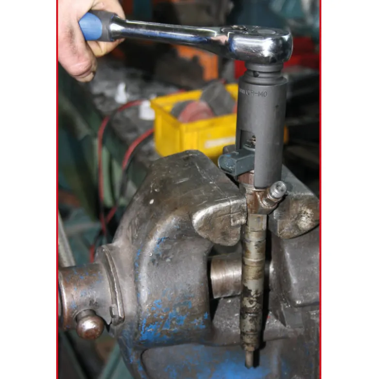 Douille pour injecteur diesel 1/2", SW25 mm KS TOOLS 150.2391