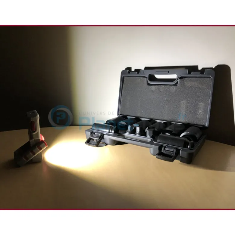 Lampe à main LED, WI300, rechargeable sans fil + Chargeur sans fil et connecteur USB de type C KRAFTWERK