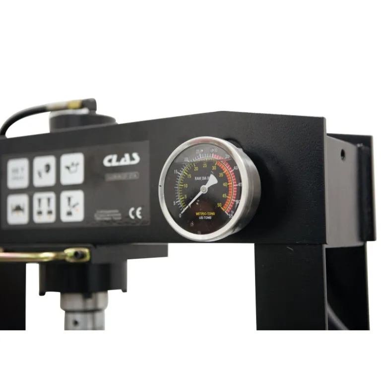 Presse hydraulique 30 Tonnes vérin coulissant sur pied CLAS OH 1035