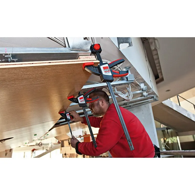 Presse "Une main" EZS Ouverture 900/80 mm BESSEY EZS90-8
