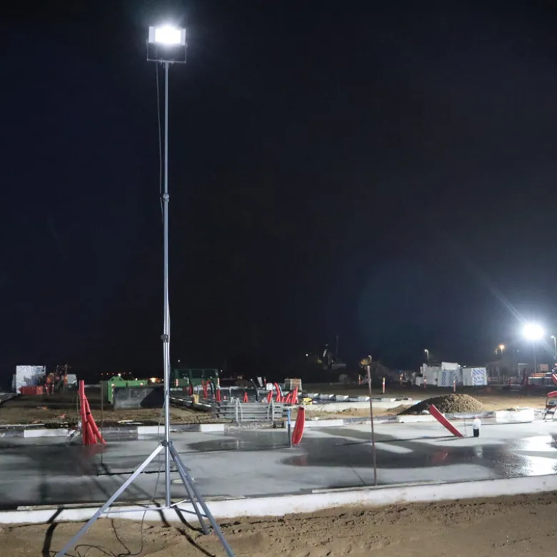 Trépied 4.5m pour éclairages de chantier SITE LIGHTS - SCANGRIP 03.5270